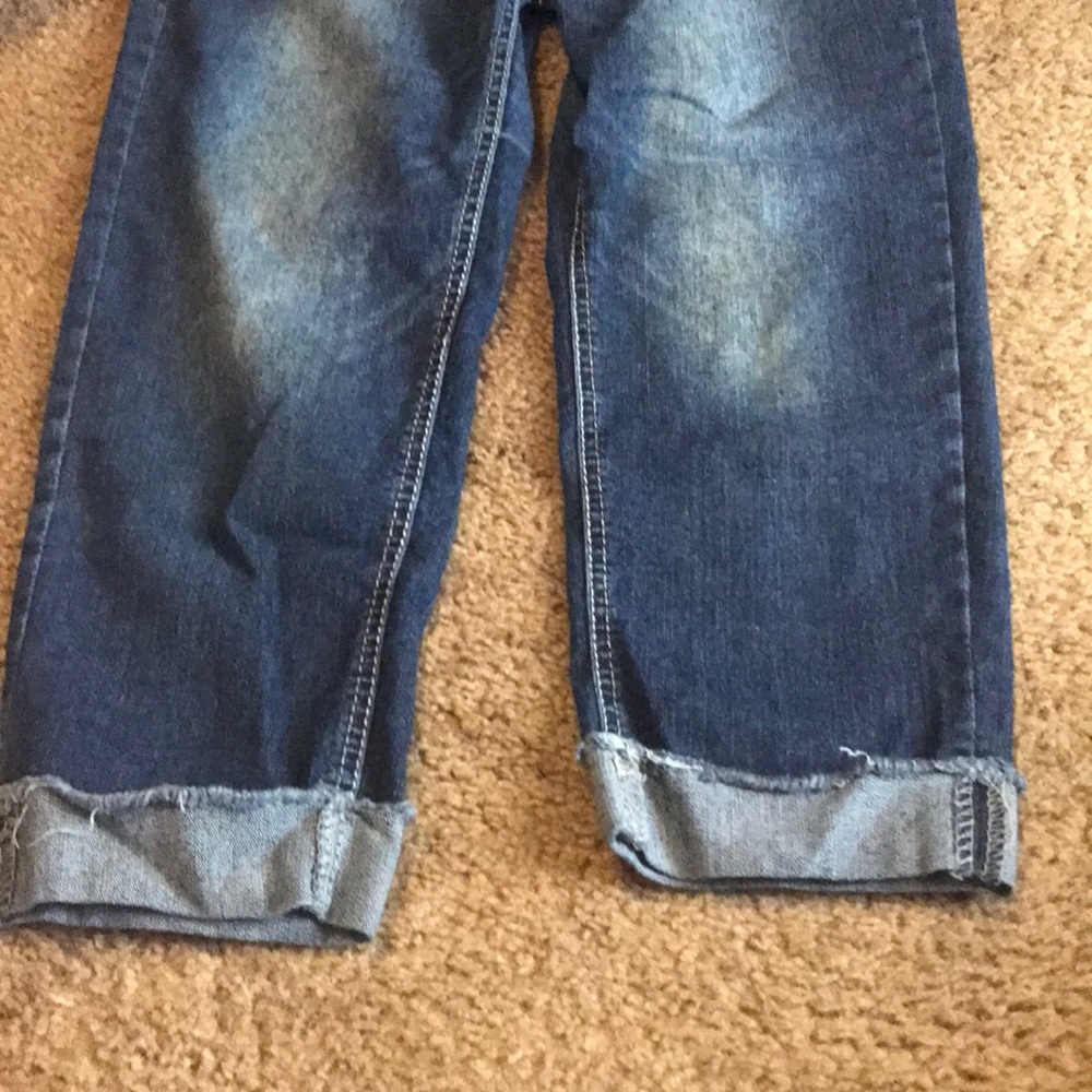 Capris - Picture 4 of 5